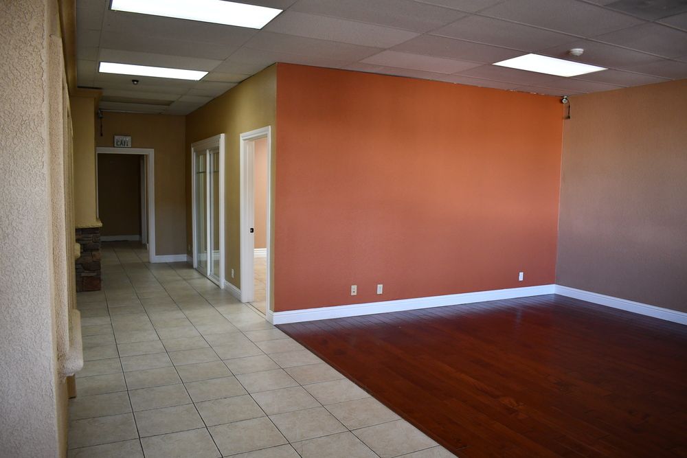 Hillswood Plaza: 6693 Folsom Auburn Rd, Folsom, CA 95630